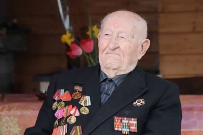 В Слониме поздравили ветерана Великой Отечественной войны Николая Фурчакова