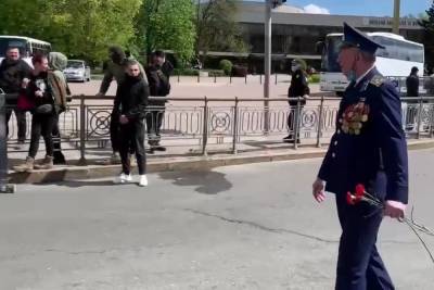 В Киеве подросток встретил ветерана нацистским приветствием