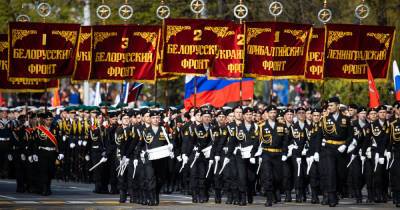 «Хризантемы», «Гиацинты», «Сани»: в Калининграде прошёл Парад Победы (фото)