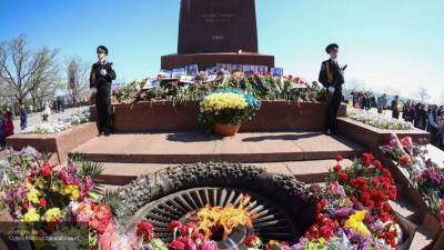 Избили за портрет Жукова: националисты издеваются над одесситами в День Победы