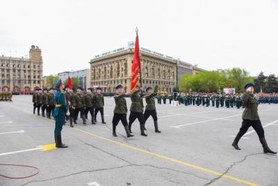 В Волгограде 9 Мая на парад Победы пригласили ветеранов ВОВ