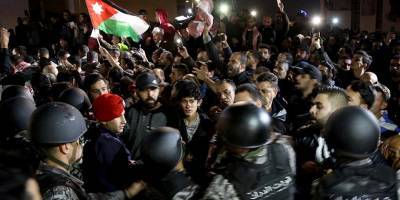 Участники антиизраильского протеста в Иордании: “Изгнать посла Израиля”