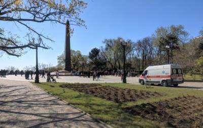 Стычки с полицией и задержания: как проходят акции к 9 мая в Одессе (КАДРЫ)