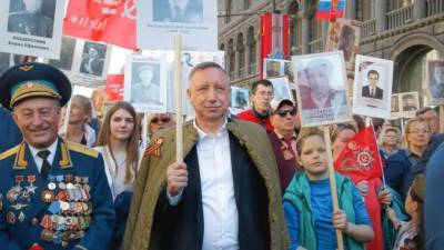 Беглов поблагодарил ветеранов на выступлении в Ледовом дворце