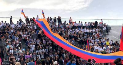 Стать достойными победы: в Ереване состоялось шествие единства к пантеону Ераблур