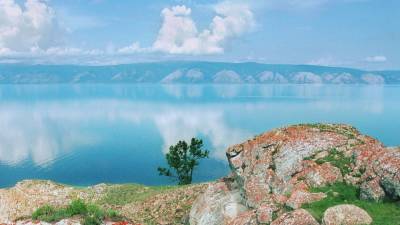 "Чертова воронка" на Байкале пугает приезжих туристов