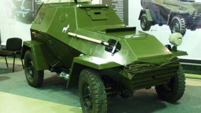 Командирский броневик БАШ-64 воссоздан в Новосибирске