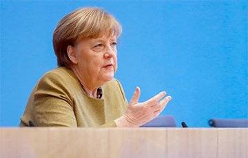Меркель намекнула, что туристов без прививки от СOVID-19 пустят этим летом в Европу