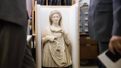 В Ливию вернули похищенную в 2011 году статую Персефоны