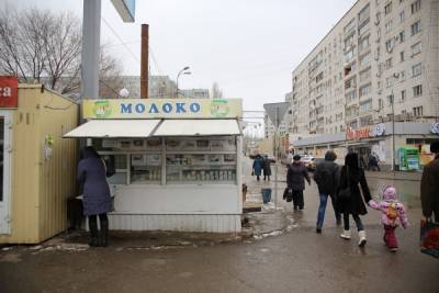 В Кировском районе Астрахани с начала года убрали свыше 20 нелегальных ларьков