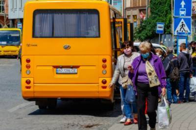 Сегодня в одном из городов Украины подорожает проезд в маршрутках до 10-12 гривень