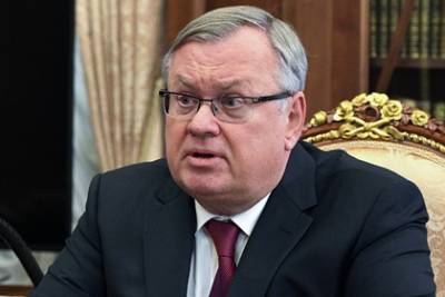 Глава ВТБ оценил возможность отключения России от SWIFT