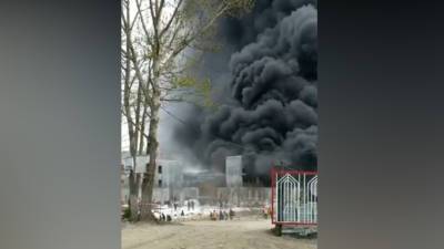 В Петропавловске-Камчатском загорелась строящаяся школа