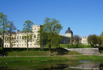 Гатчинский дворец будет принимать гостей в летнем режиме