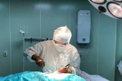 В Улан-Удэ врачи убрали у пациента дефект черепа