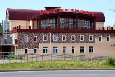 Летом практику на Свердловской детской железной дороге пройдут почти 600 школьников
