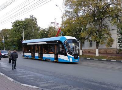 Ульяновские школьники смогут бесплатно ездить на трамваях и летом