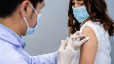 Мнение: Израиль обманул вакцинированных граждан