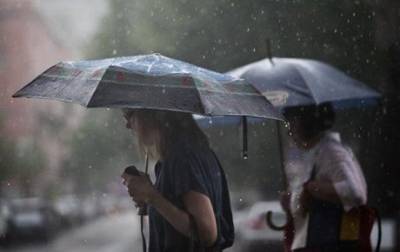 Часть Украины накроют сильные дожди, шквалы и грозы