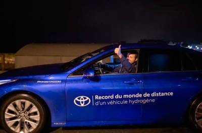 Седан Toyota Mirai установил новый рекорд пробега на водороде