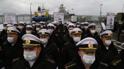 Североморцы ВМФ РФ отмечают профессиональный праздник