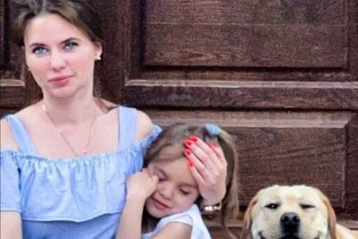 Ставропольский губернатор показал красавицу жену с дочкой