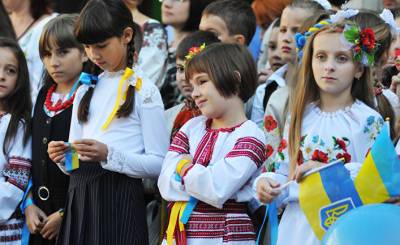 День (Украина): детский вопрос