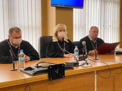 Апелляционный суд назначил Стерненко условное наказание