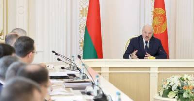 Лукашенко договорился с Путиным о компенсации потерь Минска от налогового манёвра