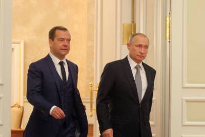 Сурайкин ответил на живопырки Медведева в стиле Путина