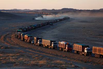 Транспортировка угля в Монголии