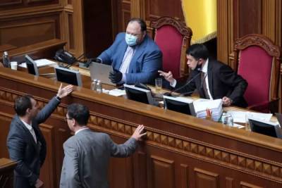 Фільми українською мовою: Рада зі скандалом відмовилася розглянути закон