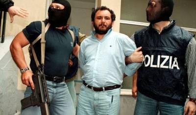 В Италии выпущен на волю мафиозо Свинья, убивший более 100 человек