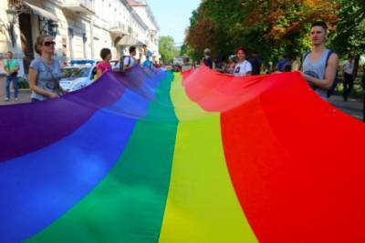 Неизвестные в масках напали на офис ЛГБТ-сообщества в Одессе