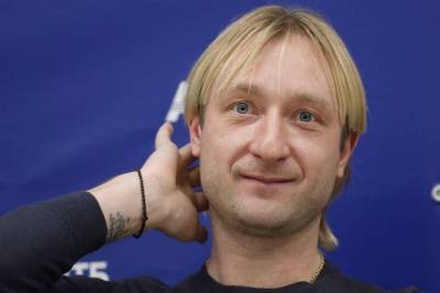 Плющенко не исключили из тренерского состава сборной России