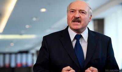 Лукашенко попросил Путина решить вопрос сообщения с Крымом