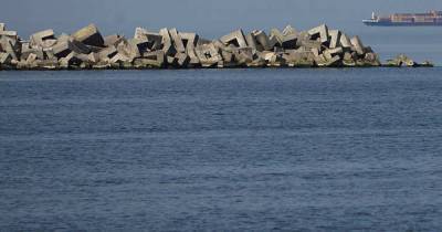 С затонувшей в Балтийском море баржи подняли более тысячи снарядов
