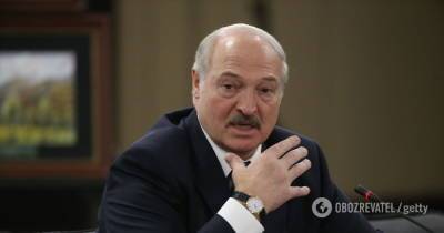Лукашенко сказал, что получит от России оружие и пригрозил Западу