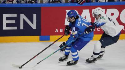 Сборная США обыграла Италию и заняла первое место в группе на ЧМ-2021 по хоккею