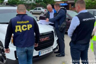 В Харькове чиновника Госгеокадастра области поймали на взятке от предпринимателя