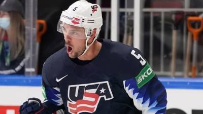 Сборная США вышла в лидеры группы В на чемпионате мира по хоккею