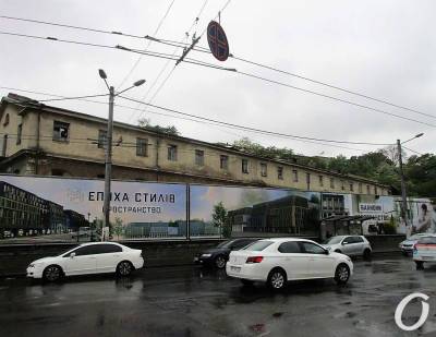 Одесское 200-летнее здание таможенных складов на Приморской: пришла пора прощаться (фото, видео)