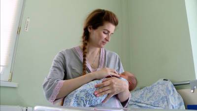Новая жизнь в руках врачей: детская смертность в России снизилась вдвое