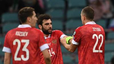 Контрольная проверка: сборная России по футболу проводит товарищеский матч с Польшей