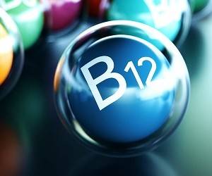 Чем полезен витамин B12?