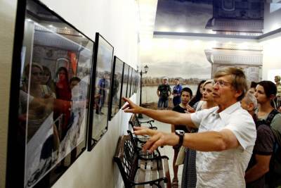 В Астрахани открылась фотовыставка «Прошу открыть - Горы»