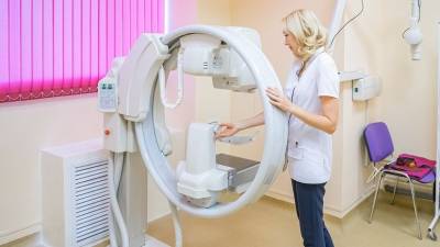 Московские поликлиники и больницы оснастят цифровыми маммографами