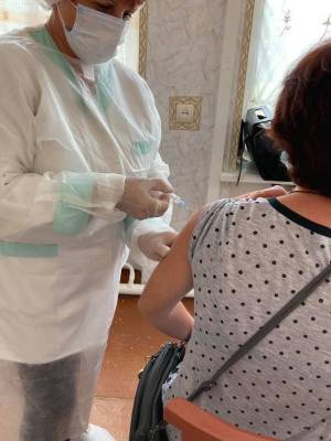 На Луганщине проходит 3-й этап вакцинации от COVID-19