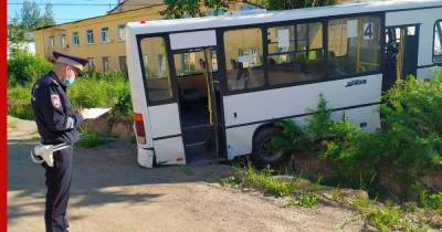 Число погибших, причина аварии и пострадавшие: что известно о ДТП с автобусом на Урале