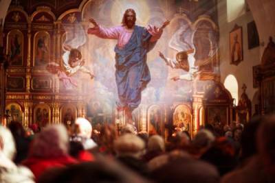 Верующие УПЦ сегодня отмечают Вознесение Господне: "Праздник надежды на встречу"